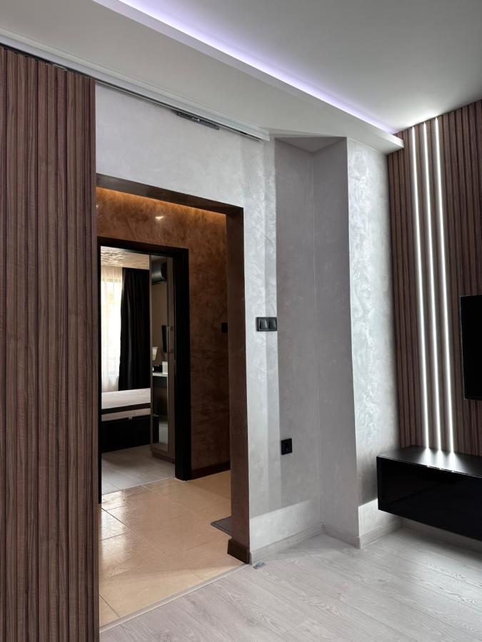 Елегантен Двустаен Апартамент Four Seasons Burgas City Eksteriør billede