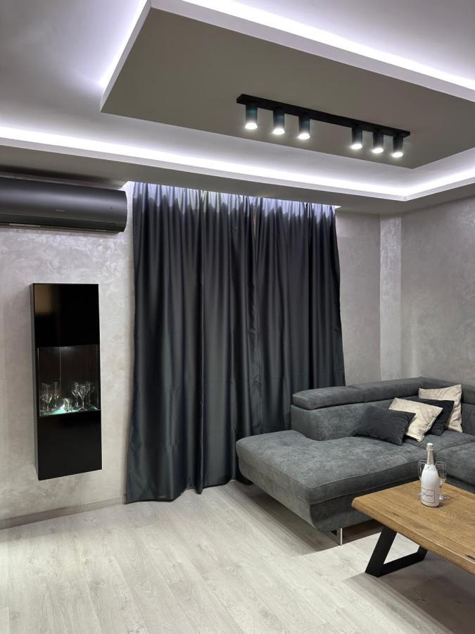 Елегантен Двустаен Апартамент Four Seasons Burgas City Eksteriør billede