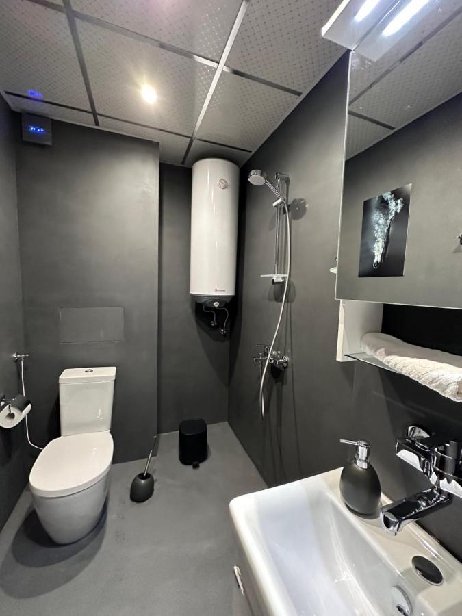 Елегантен Двустаен Апартамент Four Seasons Burgas City Eksteriør billede