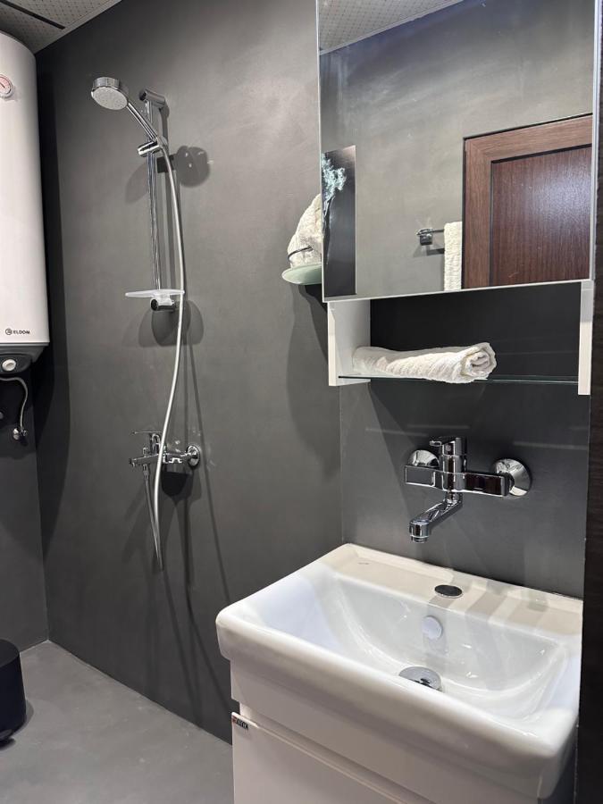 Елегантен Двустаен Апартамент Four Seasons Burgas City Eksteriør billede
