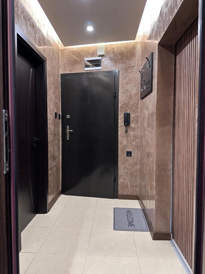 Елегантен Двустаен Апартамент Four Seasons Burgas City Eksteriør billede
